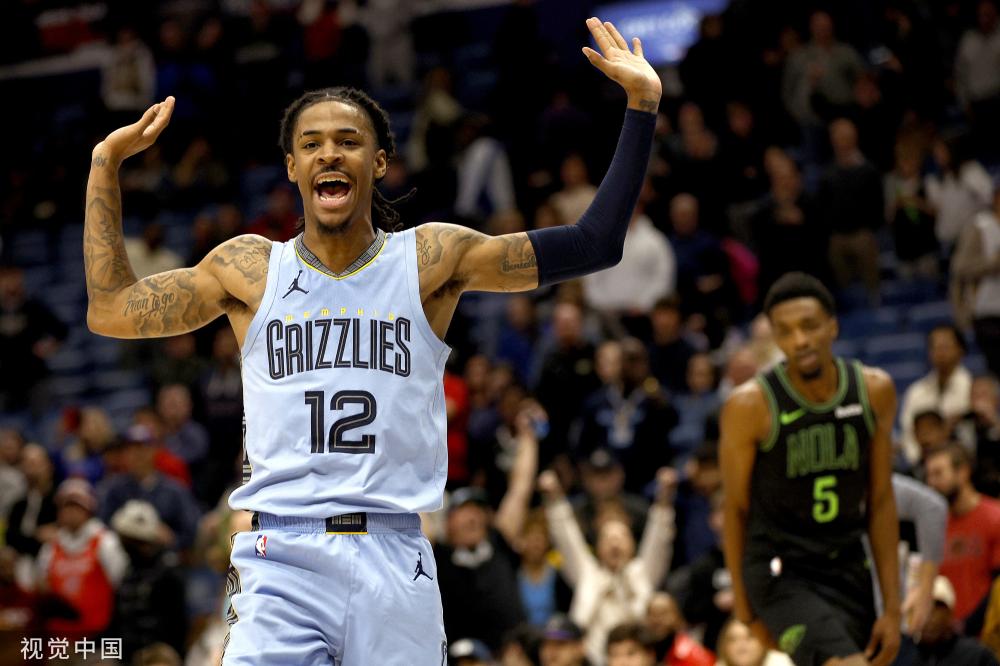 许多新星在 许多新星在