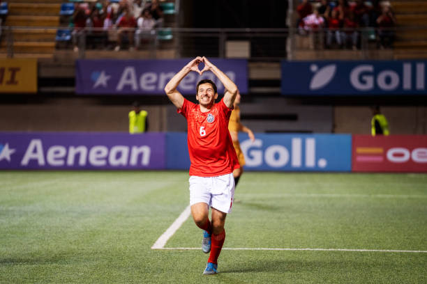 她不自律 她不自律